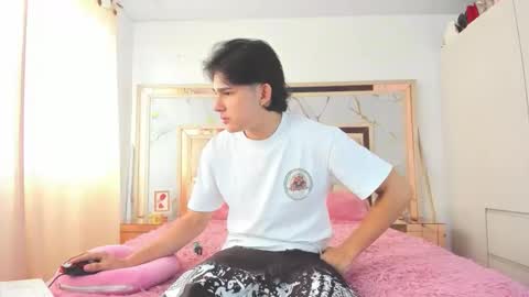 monky_0002 online show from 18, 3, 2026