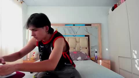 monky_0002 online show from 22, 3, 2026