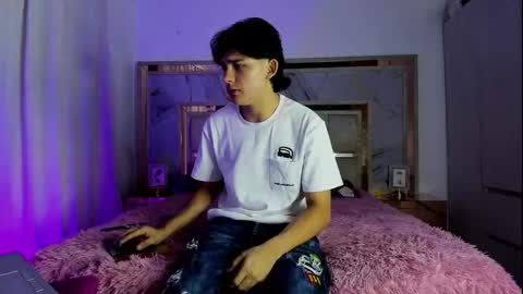 monky_0002 online show from 26, 3, 2026