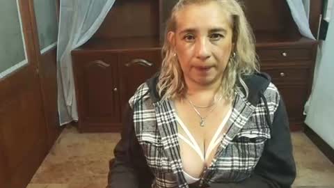 Snapshot of monserratgray chatting on 27, 7, 2026 MONSERRAT online show from 27, 7, 2026