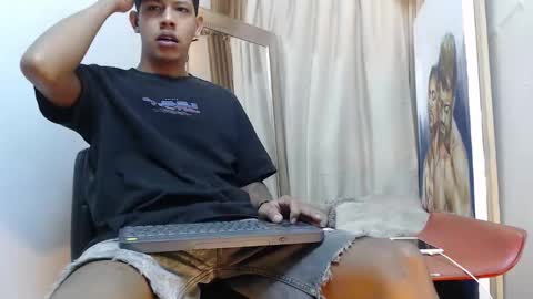 Snapshot of monsoon_the_best chatting on 3, 11, 2025 monsoon_the_best online show from 3, 11, 2025