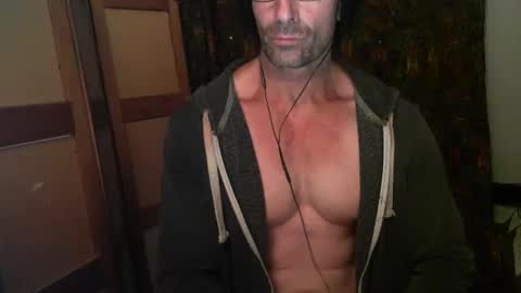 Snapshot of monsterdildos chatting on 23, 12, 2024 monsterdildos online show from 23, 12, 2024