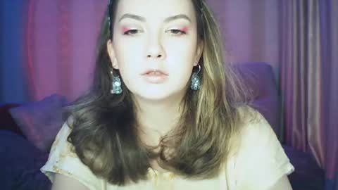Snapshot of moodiemira chatting on 7, 10, 2025 moodiemira online show from 7, 10, 2025