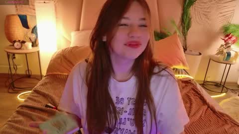 Snapshot of moon__bunny chatting on 10, 4, 2026 Moon Bunny online show from 10, 4, 2026