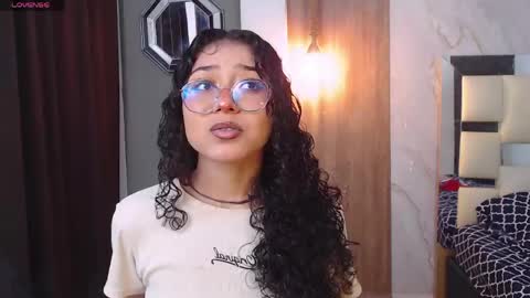 moon_and_fire_ online show from 14, 4, 2026