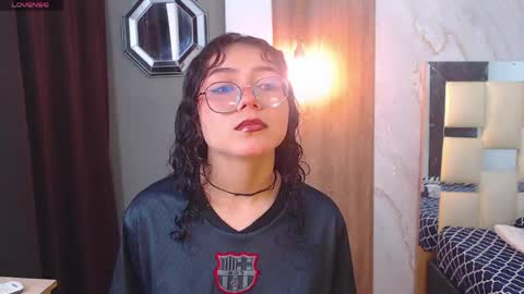 moon_and_fire_ online show from 20, 4, 2026