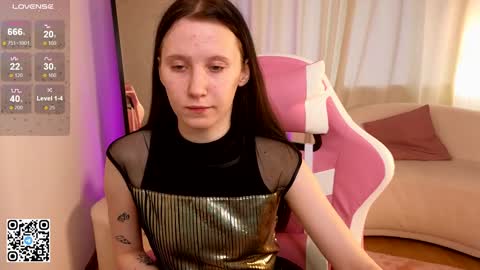 Snapshot of moon_avengers chatting on 2, 2, 2025 Lola online show from 2, 2, 2025