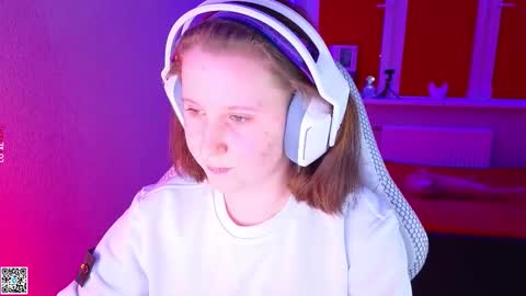 Lola online show from 25, 11, 2025