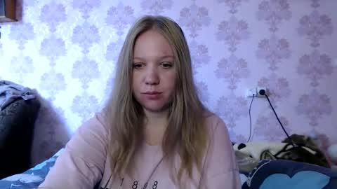Snapshot of moon_linght000 chatting on 7, 6, 2026 moon_linght000 online show from 7, 6, 2026