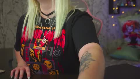 Emilia online show from 3, 2, 2026