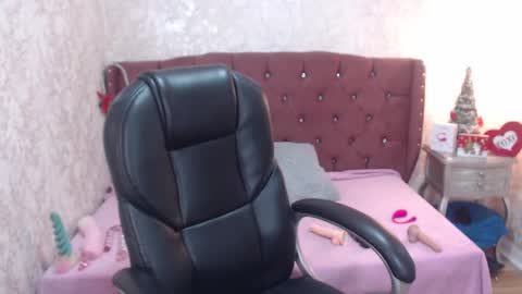 Charlotte online show from 16, 12, 2024