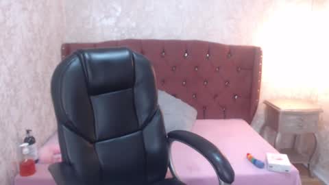 Charlotte online show from 22, 2, 2025