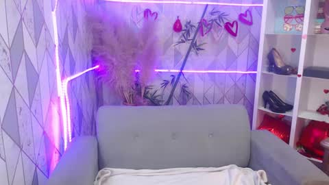 Charlotte online show from 19, 9, 2025