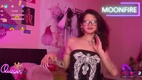 Snapshot of moonfiredance chatting on 28, 6, 2026 Nicky online show from 28, 6, 2026
