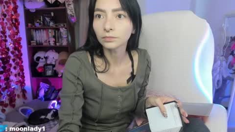 MOON  online show from 22, 7, 2026