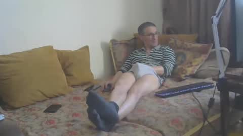 Snapshot of moovurey16 chatting on 11, 3, 2025 Alex online show from 11, 3, 2025