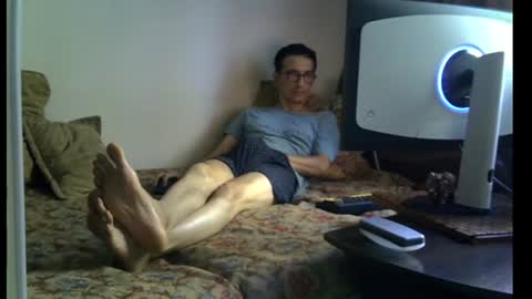Snapshot of moovurey16 chatting on 5, 7, 2026 Alex online show from 5, 7, 2026