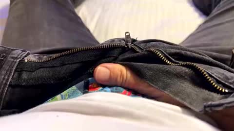 Me online show from 5, 11, 2025