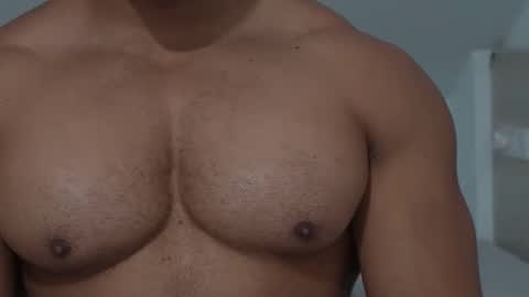 moreno1muscular online show from 28, 11, 2025