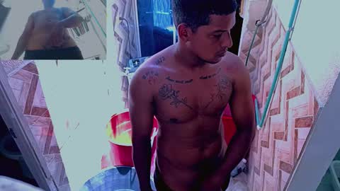 Snapshot of morenoman25 chatting on 29, 3, 2026 Carlos online show from 29, 3, 2026