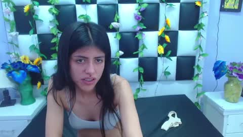 morganasmit_ online show from 27, 2, 2025