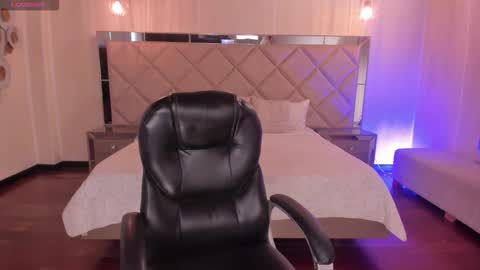 Snapshot of morganhicks chatting on 15, 12, 2025 Morgan Hicks online show from 15, 12, 2025