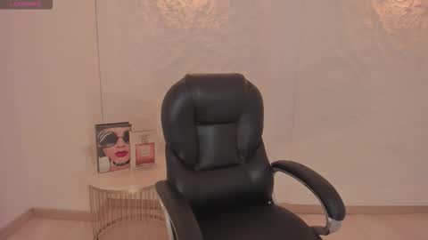 Snapshot of morganhicks chatting on 8, 1, 2026 Morgan Hicks online show from 8, 1, 2026