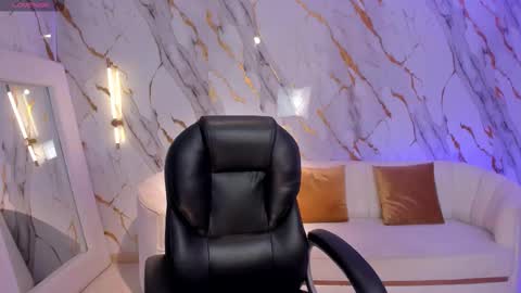 Snapshot of morganhicks chatting on 17, 1, 2026 Morgan Hicks online show from 17, 1, 2026