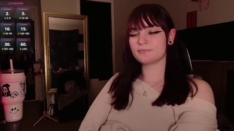 Zoey T online show from 6, 2, 2025