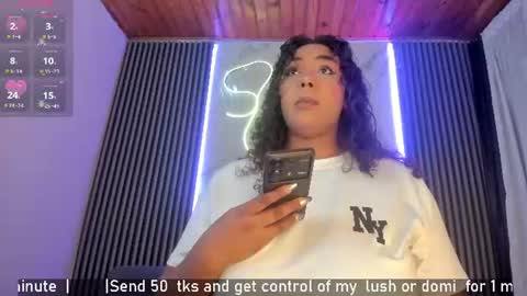Snapshot of morochaa_fire chatting on 19, 7, 2026 Morocha online show from 19, 7, 2026
