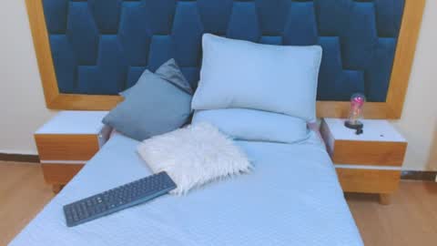 morrigan_luxus online show from 6, 4, 2026