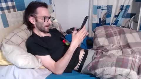 Snapshot of morris_slug_the_second chatting on 4, 11, 2025 Adam online show from 4, 11, 2025