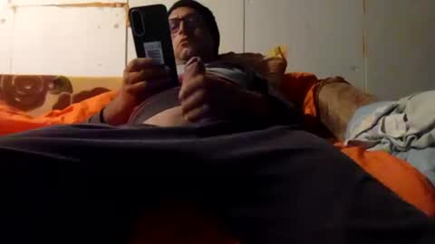 Snapshot of mospeleu chatting on 17, 7, 2026 Nomadu online show from 17, 7, 2026