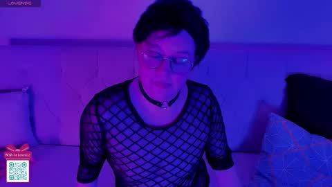 Snapshot of mossprince chatting on 10, 9, 2025 Cernos online show from 10, 9, 2025