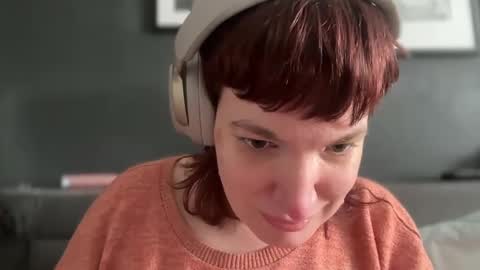 Mossy Mommy online show from 16, 2, 2025