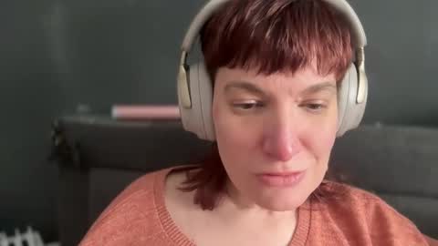 Mossy Mommy online show from 16, 2, 2025