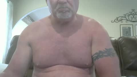 Snapshot of motorguy08 chatting on 25, 9, 2025 motorguy08 online show from 25, 9, 2025