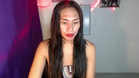 Snapshot of mouiline_rouge69 chatting on 19, 2, 2025 mouiline_rouge69 online show from 19, 2, 2025