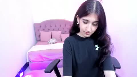 Snapshot of moussy_tay chatting on 7, 7, 2026 moussy_tay online show from 7, 7, 2026