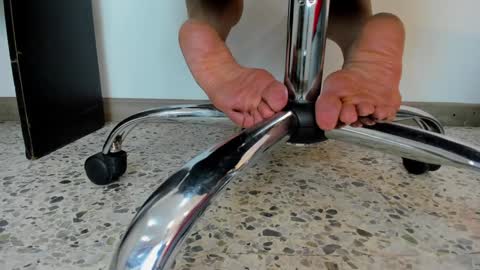 Snapshot of moxa_hot chatting on 14, 12, 2024 moxa hot online show from 14, 12, 2024