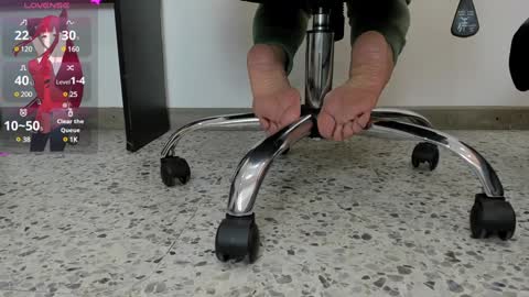 Snapshot of moxa_hot chatting on 3, 1, 2025 moxa hot online show from 3, 1, 2025