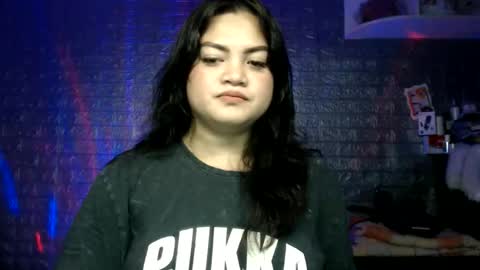 MOLLY online show from 24, 5, 2026