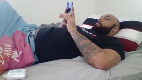 Mr8 online show from 8, 1, 2025