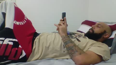 Mr8 online show from 17, 1, 2025