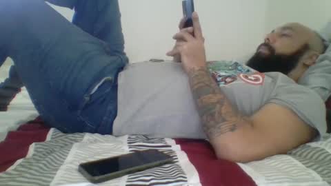 Mr8 online show from 27, 1, 2025