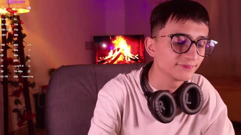 Snapshot of mr_evan1 chatting on 14, 12, 2024 Mr Evans online show from 14, 12, 2024