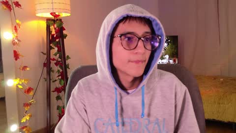 Snapshot of mr_evan1 chatting on 19, 12, 2024 Mr Evans online show from 19, 12, 2024