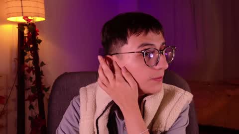 Snapshot of mr_evan1 chatting on 20, 12, 2024 Mr Evans online show from 20, 12, 2024