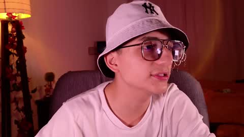 Snapshot of mr_evan1 chatting on 25, 12, 2024 Mr Evans online show from 25, 12, 2024