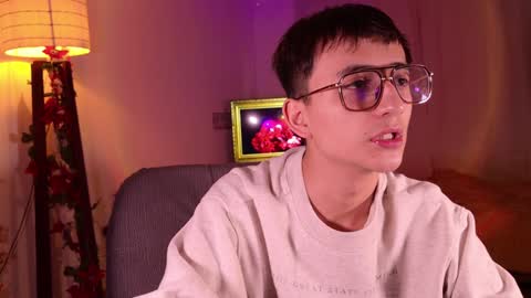 Snapshot of mr_evan1 chatting on 30, 12, 2024 Mr Evans online show from 30, 12, 2024